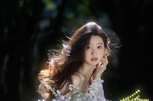千万粉丝MCN机构放“黑料”敲诈明星：内容涉张凌赫、田曦薇、迪丽热巴、孙俪等明星；最新情况：12人被抓