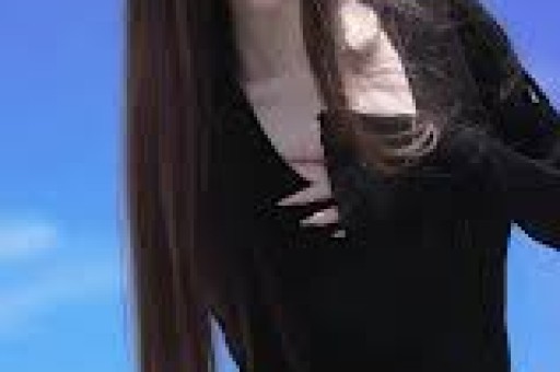 网红红毯无滤镜惊天反转：皮皮朱脸肿孙恩盛瘦成杆 全网热议撞脸原形毕露